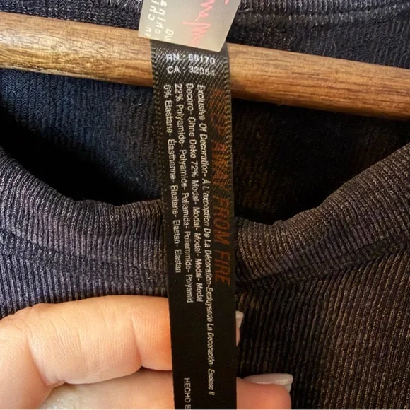 Free People Movement Cutout Tank M/L - Picture 5 of 5